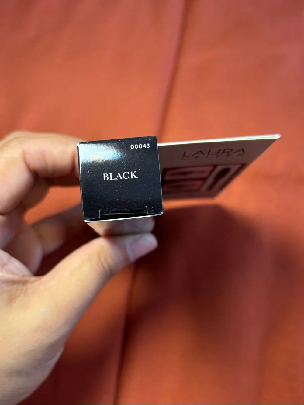 Laura Geller On & On Lashes Lengthening Mascara - Black New!